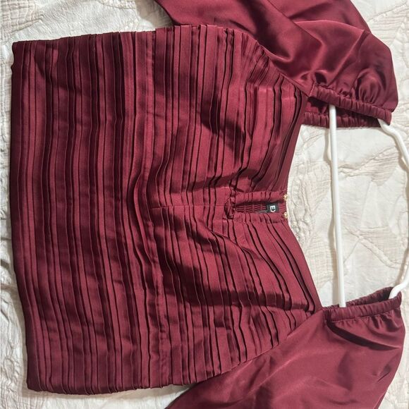 Express Burgundy Ruched Puff Sleeve Crop Top – Size Small - Picture 5 of 5